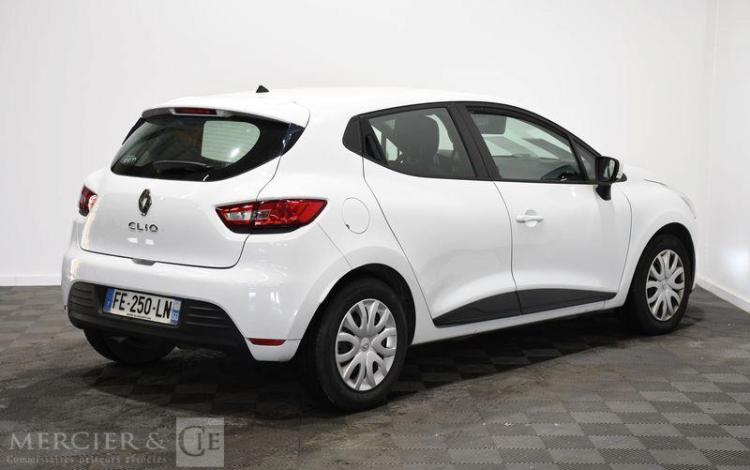 RENAULT CLIO SOCIETE 1.5 DCI 90 ENERGY AIR MEDIANAV BLANC FE-250-LN