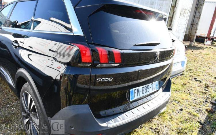 PEUGEOT 5008 2.0 BLUEHDI 180 GT EAT S&S NOIR FM-689-TJ