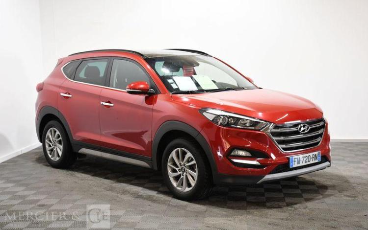 HYUNDAI TUCSON 1,7 CRDI 115 CREATIVE ROUGE FM-720-RN