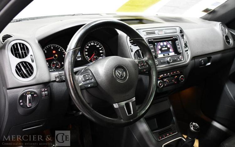 VOLKSWAGEN TIGUAN 2,0 TDI110 BLUEMOTION R- LINE  EXCLUSIVE BLANC FN-056-MF