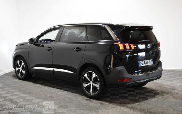 PEUGEOT 5008 1.2 PURETECH 130 ALLURE NOIR FQ-842-HL