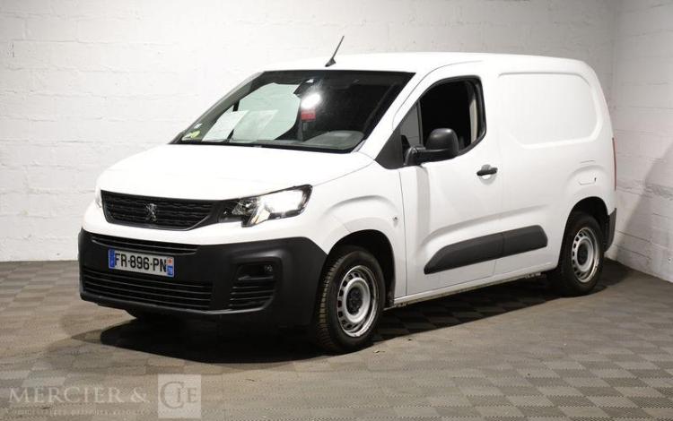 PEUGEOT PARTNER ASPHALT STANDARD 650 kg BLUEHDI BLANC FR-896-PN