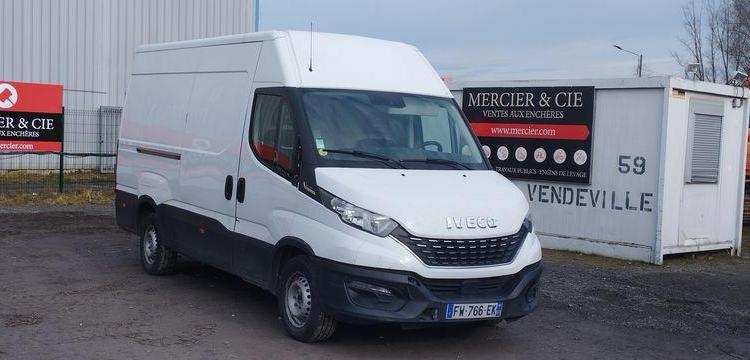 IVECO DAILY VI 35S16 2,3D – 16V TURBO HI-MATIC 156CV BOITE AUTO – DIESEL – 235680 KM BLANC FW-766-EK