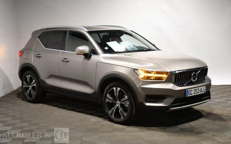 VOLVO XC40 T5PH INS LUX 2 M BEIGE GC-253-AJ