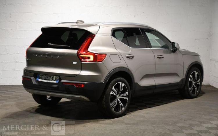 VOLVO XC40 T5PH INS LUX 2 M BEIGE GC-253-AJ