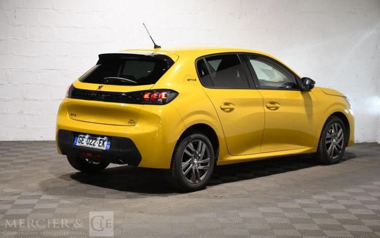 PEUGEOT 208 STYLE PURE TECH 100 S&S JAUNE GE-022-EK