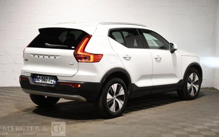 VOLVO XC40 T4 PH INS BUS 2 M BLANC GE-540-FZ