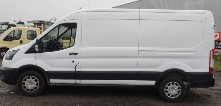 FORD TRANSIT 2,0 TDCI  ECOBLUE 16V TURBO – DIESEL – 34517 KMS – ANNEE 2022 BLANC GG-210-KM