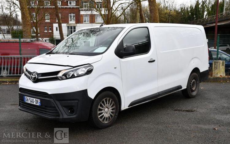 TOYOTA PROACE 2.0 D4D 140 LONG L3 DYNAMIC BLANC GH-546-QR