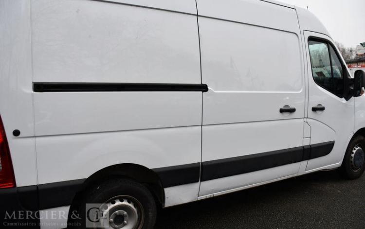 RENAULT MASTER GD CF F3500 L2H2 BLUE DCI 135 BLANC GH-690-JH