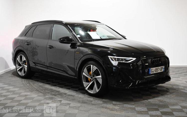 AUDI E TRON 55 QUATTRO S LINE NOIR GJ-857-QP