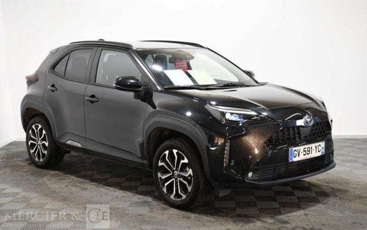 TOYOTA YARIS CROSS NOIR GV-591-YC