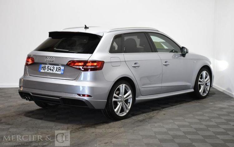 AUDI A3 SPORTBACK 1,5 TFSI 150CH BUSINESS LINE GRIS HB-542-XR