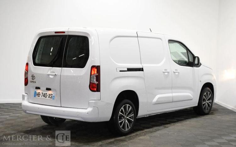 TOYOTA PRO-ACE CITY 1,2 VVTI 130CJ L2 BUSINESS BVA BLANC HB-740-XS