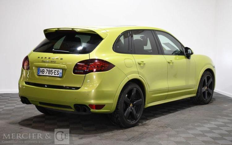 PORSCHE CAYENNE 4.8 420 GTS TIPTRONIC-S VERT HB-785-ES